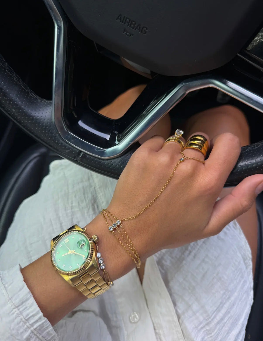 Love Hand Chain