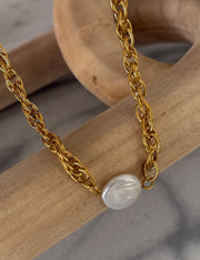 Nora Pearl Necklace